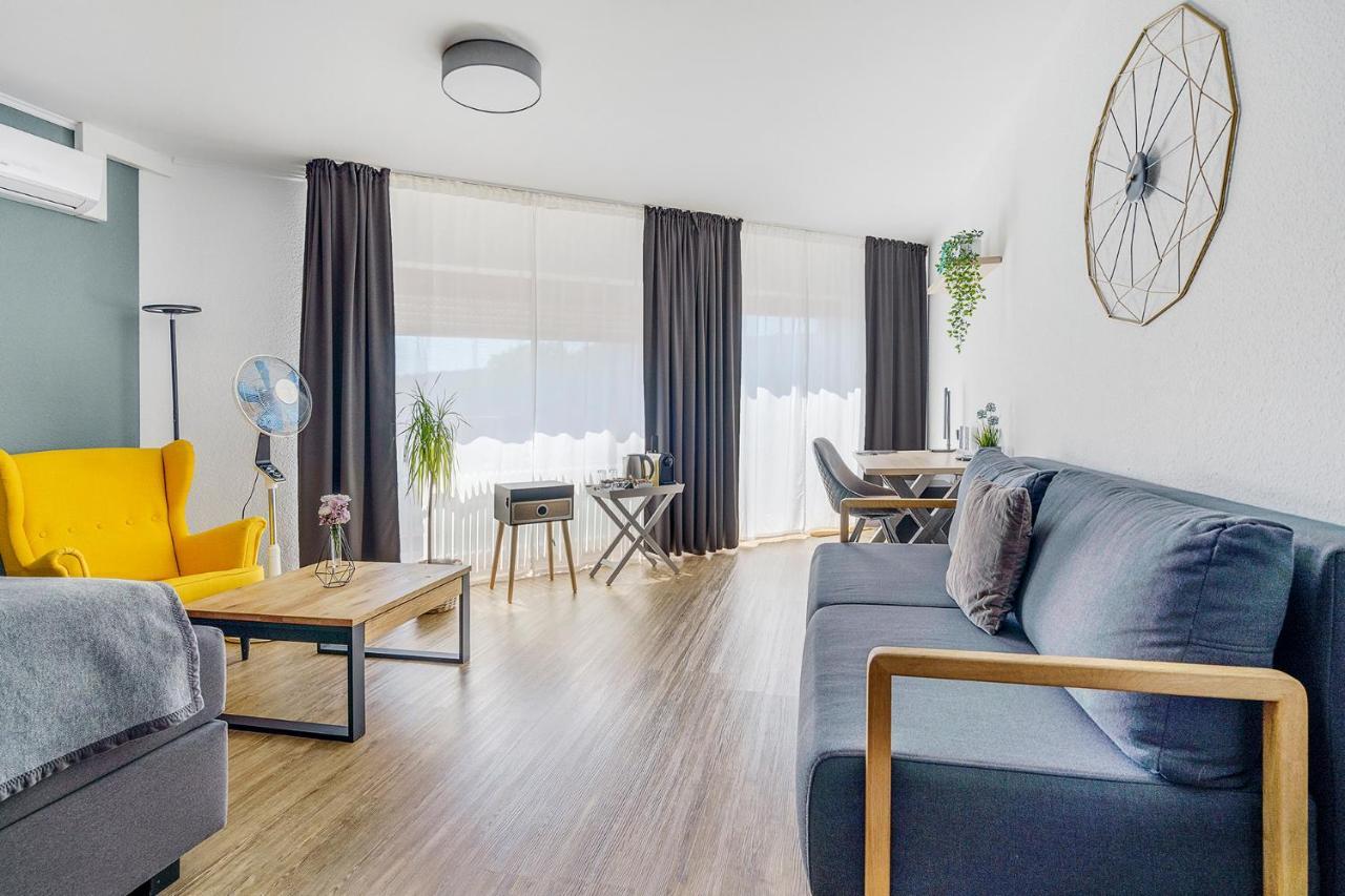 Hotel Marktterrassen Хеннеф Экстерьер фото