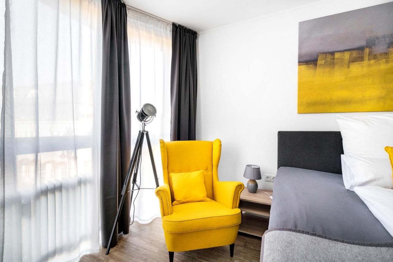 Hotel Marktterrassen Хеннеф Экстерьер фото