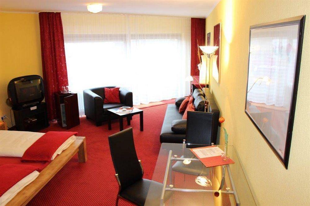 Hotel Marktterrassen Хеннеф Экстерьер фото