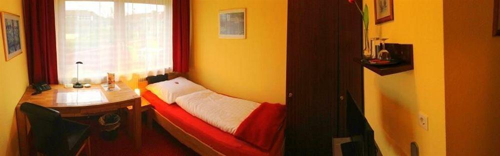 Hotel Marktterrassen Хеннеф Экстерьер фото