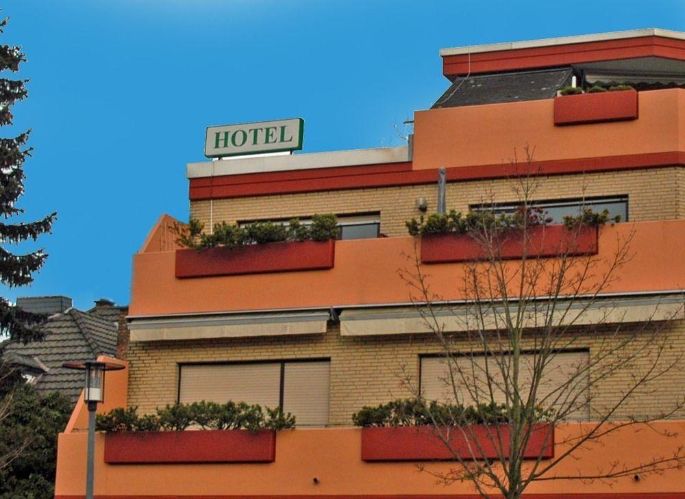 Hotel Marktterrassen Хеннеф Экстерьер фото